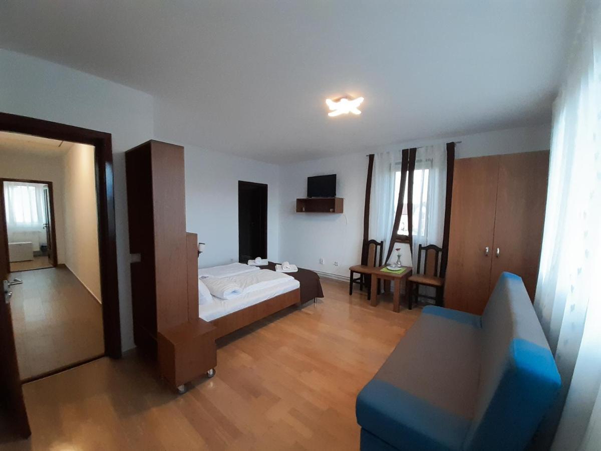 Mirana-Marginimea Sibiului Hotel Кристиян Екстериор снимка